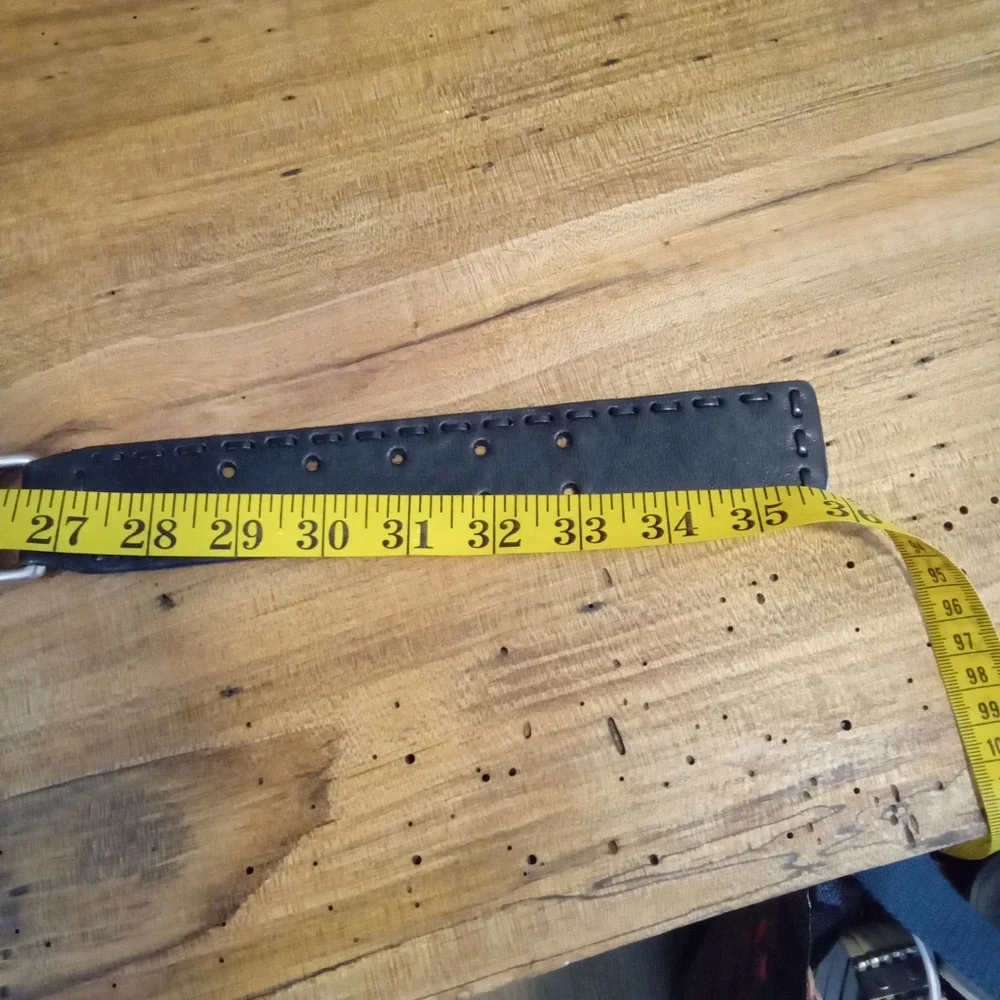 Fossil Black Leather Belt Size S 32